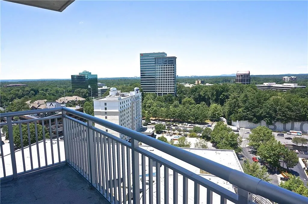 3338 Peachtree Road Ne Unit 1902, Atlanta, Georgia 30326, 2 Bedrooms Bedrooms, ,2 BathroomsBathrooms,Residential,Sold,3338 Peachtree Road Ne Unit 1902,5870586