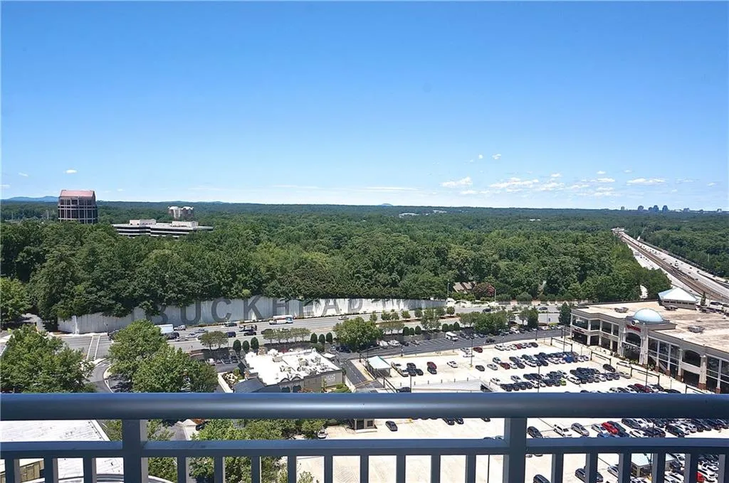 3338 Peachtree Road Ne Unit 1902, Atlanta, Georgia 30326, 2 Bedrooms Bedrooms, ,2 BathroomsBathrooms,Residential,Sold,3338 Peachtree Road Ne Unit 1902,5870586