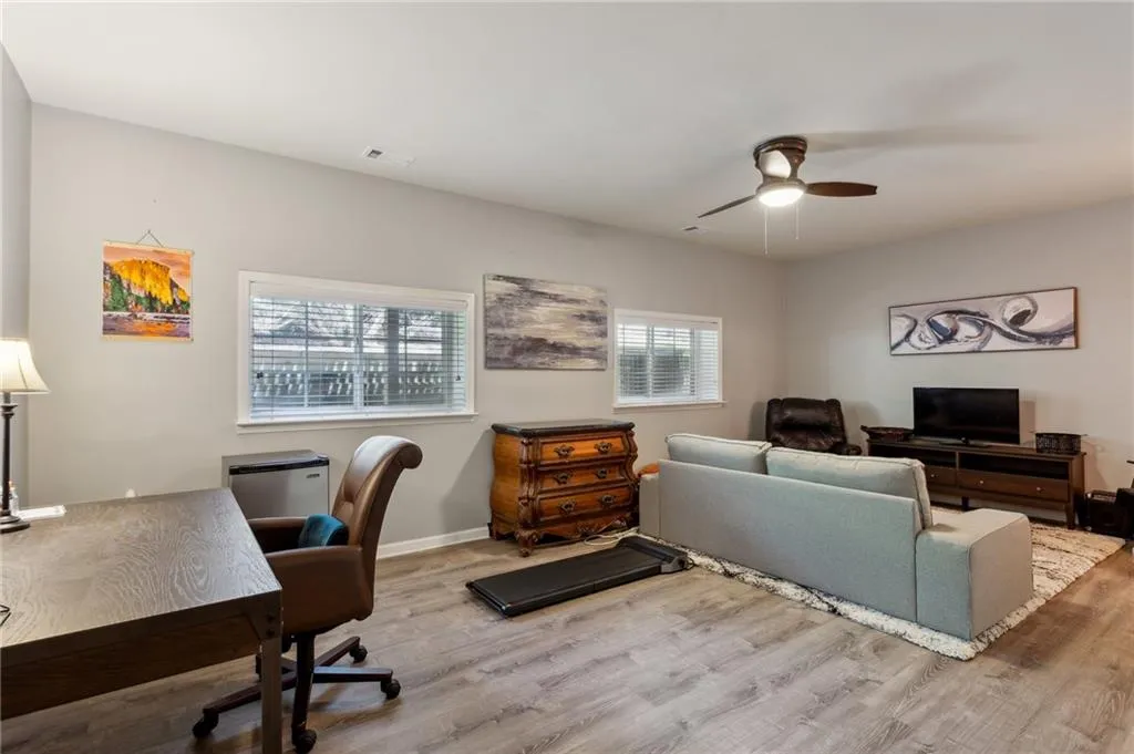 3895 Old Atlanta Station Drive Se Unit 1, Atlanta, Georgia 30339, 3 Bedrooms Bedrooms, ,3 BathroomsBathrooms,Residential,For Sale,3895 Old Atlanta Station Drive Se Unit 1,7666325