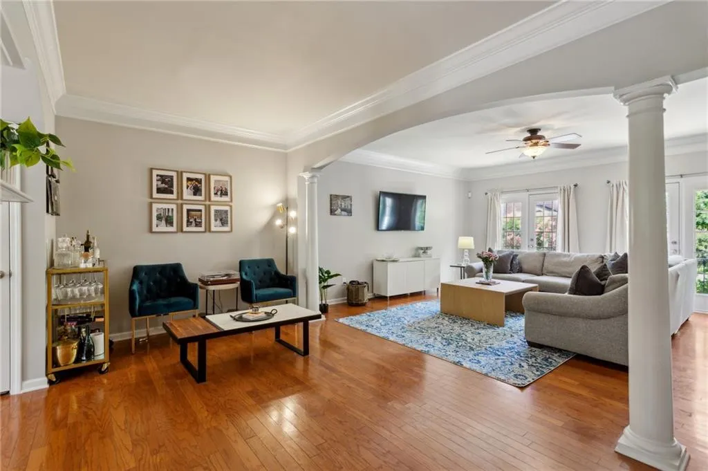 3895 Old Atlanta Station Drive Se Unit 1, Atlanta, Georgia 30339, 3 Bedrooms Bedrooms, ,3 BathroomsBathrooms,Residential,For Sale,3895 Old Atlanta Station Drive Se Unit 1,7666325