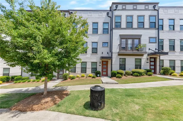 2130 Holtz Lane, Atlanta, Georgia 30318