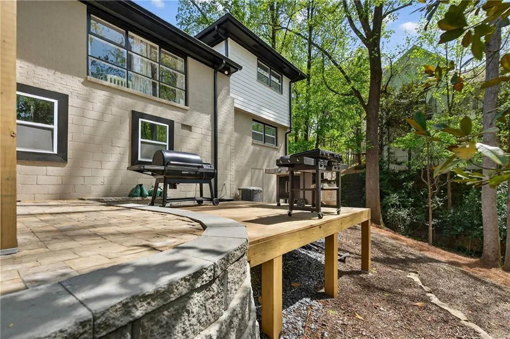 5500 Sherrell Drive, Atlanta, Georgia 30342, 3 Bedrooms Bedrooms, ,2 BathroomsBathrooms,Residential,For Sale,5500 Sherrell Drive,7765097