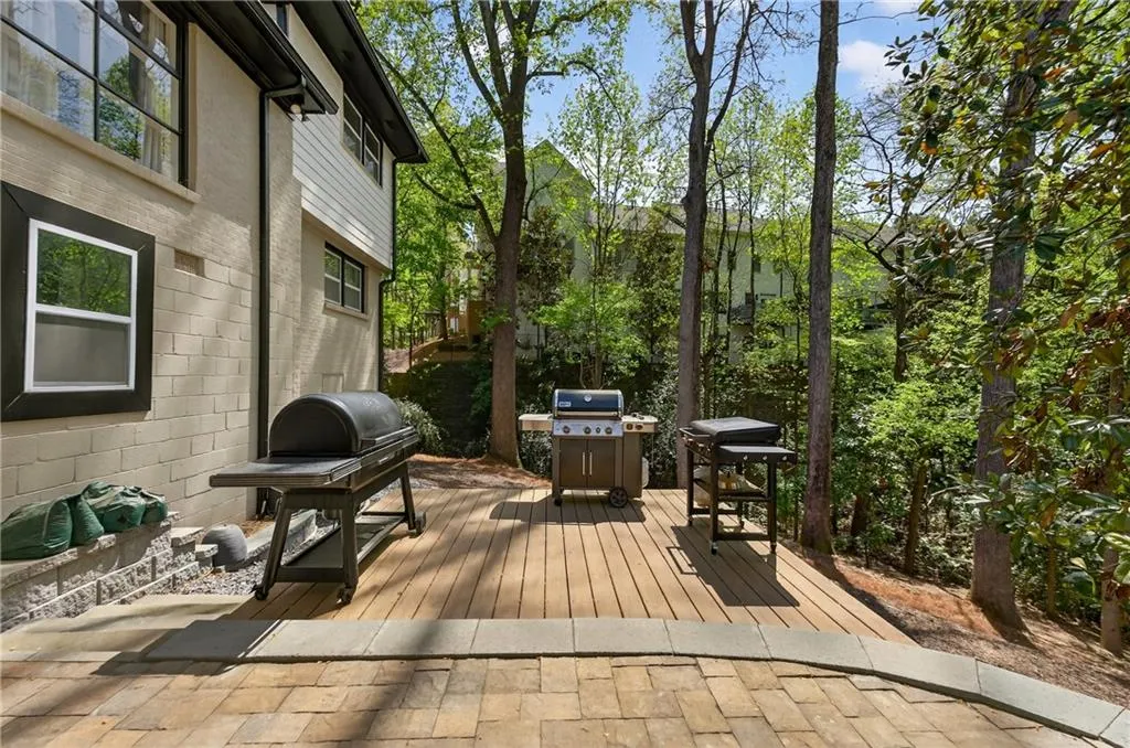 5500 Sherrell Drive, Atlanta, Georgia 30342, 3 Bedrooms Bedrooms, ,2 BathroomsBathrooms,Residential,For Sale,5500 Sherrell Drive,7765097