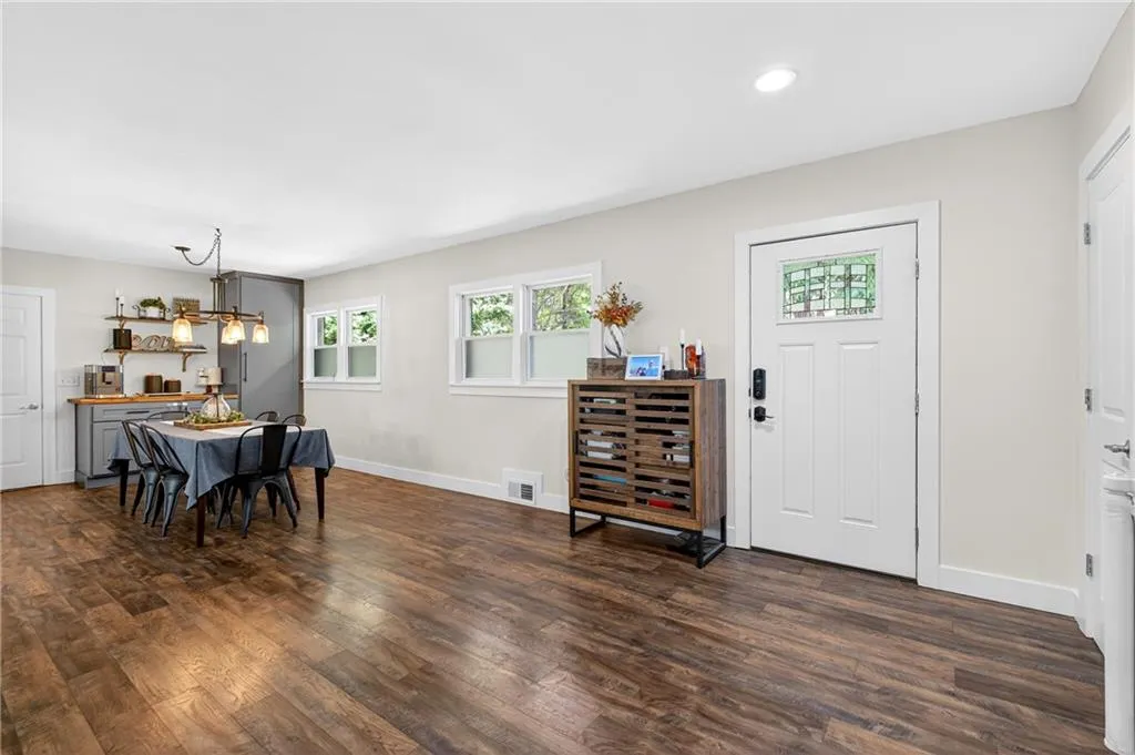 5500 Sherrell Drive, Atlanta, Georgia 30342, 3 Bedrooms Bedrooms, ,2 BathroomsBathrooms,Residential,For Sale,5500 Sherrell Drive,7765097