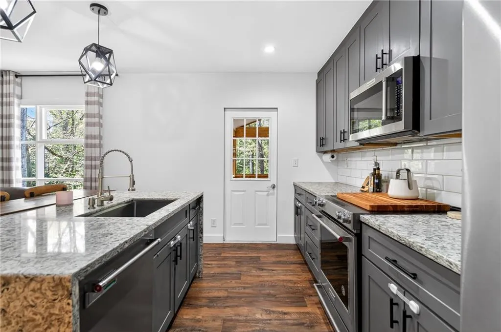 5500 Sherrell Drive, Atlanta, Georgia 30342, 3 Bedrooms Bedrooms, ,2 BathroomsBathrooms,Residential,For Sale,5500 Sherrell Drive,7765097