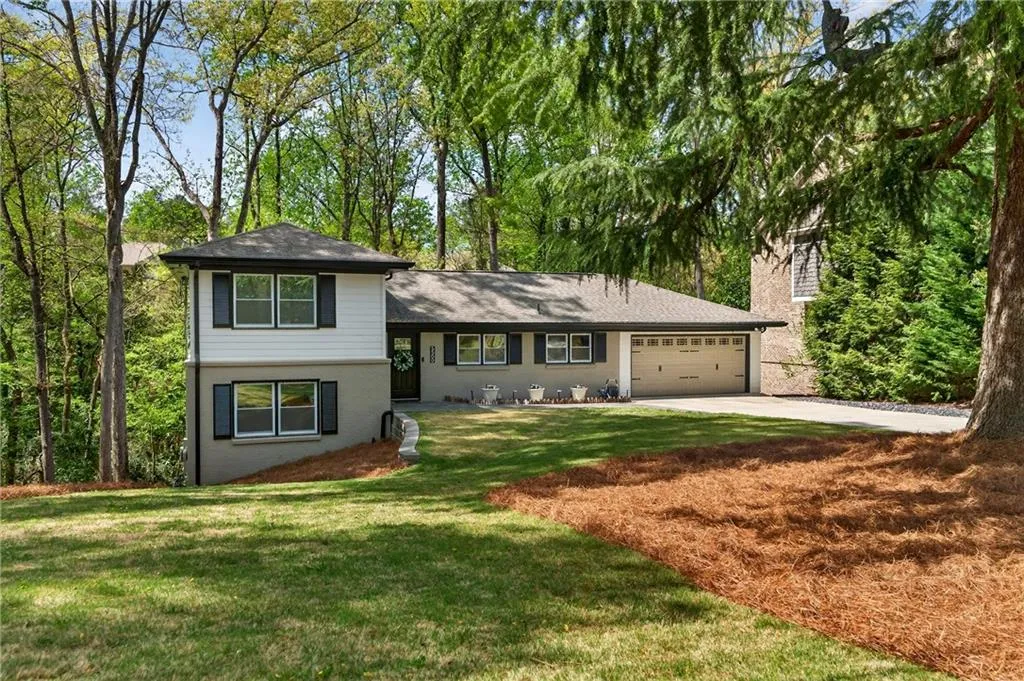 5500 Sherrell Drive, Atlanta, Georgia 30342, 3 Bedrooms Bedrooms, ,2 BathroomsBathrooms,Residential,For Sale,5500 Sherrell Drive,7765097