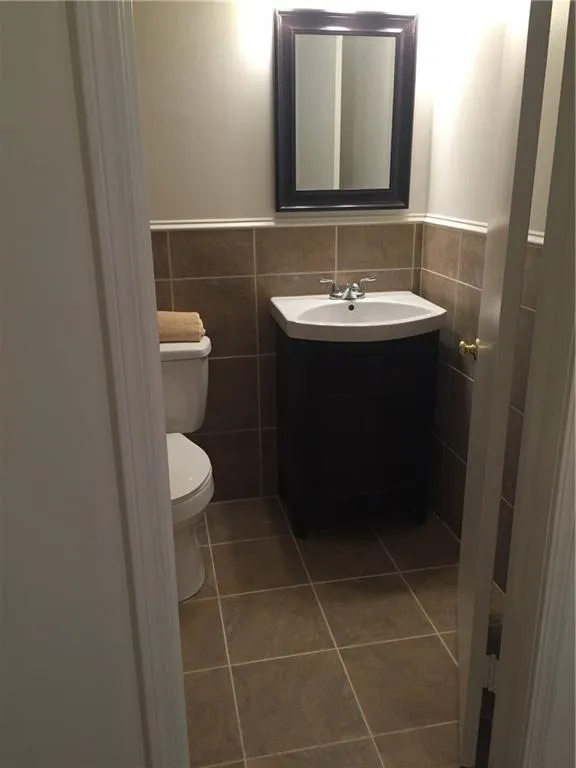 5400 Ne Roswell Road Unit M11, Atlanta, Georgia 30342, 2 Bedrooms Bedrooms, ,2 BathroomsBathrooms,Residential,Sold,5400 Ne Roswell Road Unit M11,5727955