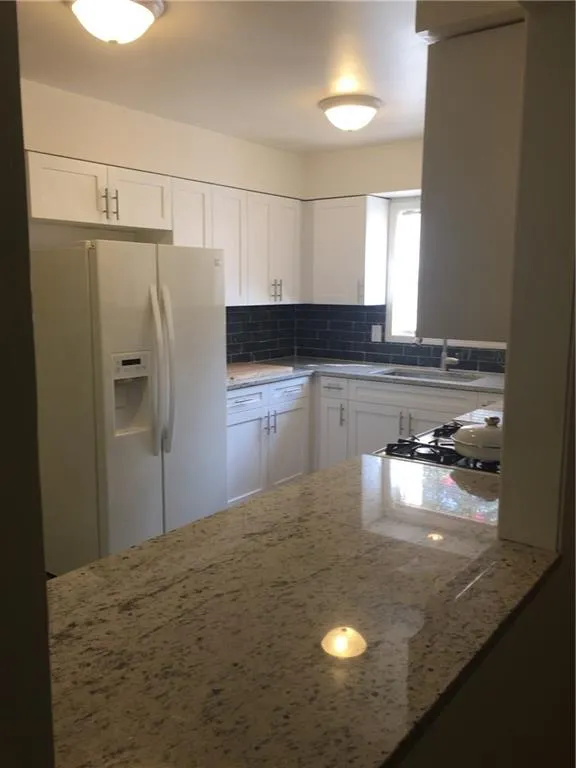 5400 Ne Roswell Road Unit M11, Atlanta, Georgia 30342, 2 Bedrooms Bedrooms, ,2 BathroomsBathrooms,Residential,Sold,5400 Ne Roswell Road Unit M11,5727955