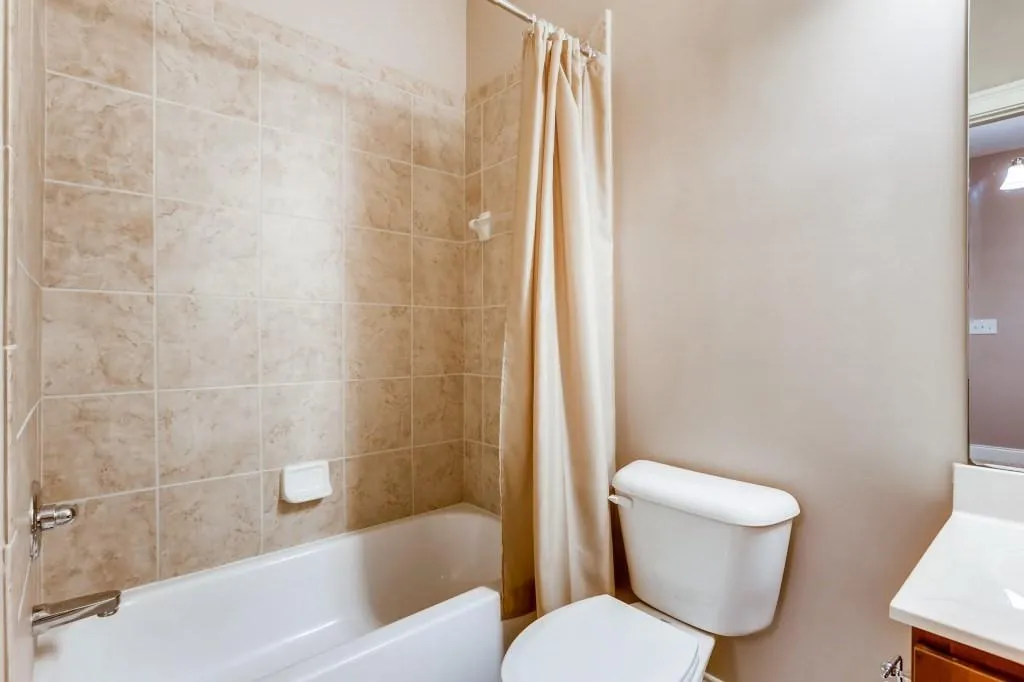 6412 Paulson Place, Sandy Springs, Georgia 30328, 3 Bedrooms Bedrooms, ,3 BathroomsBathrooms,Residential,Sold,6412 Paulson Place,6796989