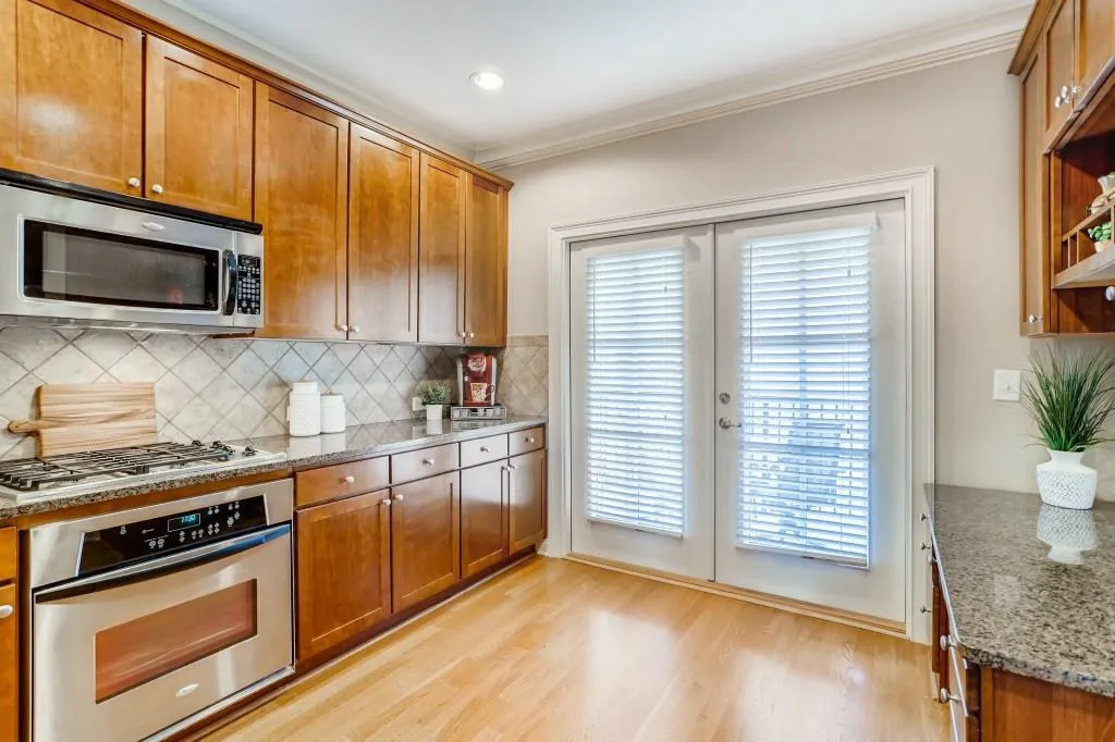 6412 Paulson Place, Sandy Springs, Georgia 30328, 3 Bedrooms Bedrooms, ,3 BathroomsBathrooms,Residential,Sold,6412 Paulson Place,6796989