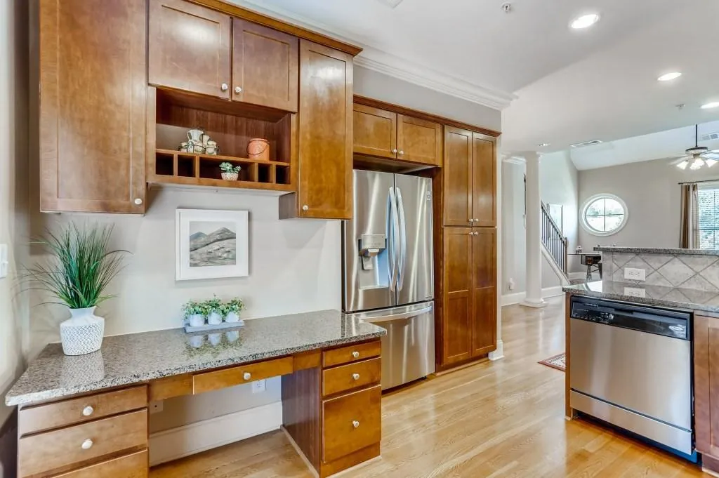 6412 Paulson Place, Sandy Springs, Georgia 30328, 3 Bedrooms Bedrooms, ,3 BathroomsBathrooms,Residential,Sold,6412 Paulson Place,6796989