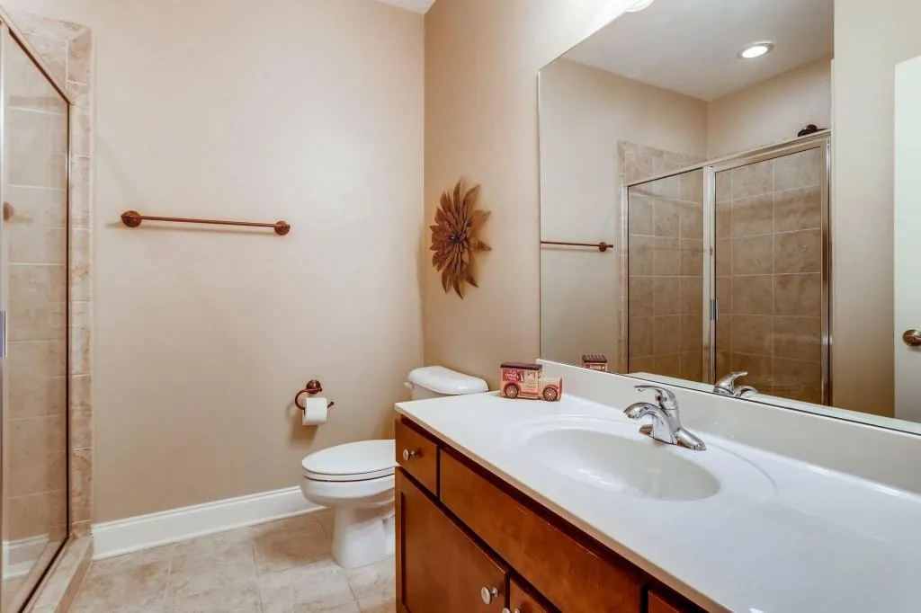 6412 Paulson Place, Sandy Springs, Georgia 30328, 3 Bedrooms Bedrooms, ,3 BathroomsBathrooms,Residential,Sold,6412 Paulson Place,6796989