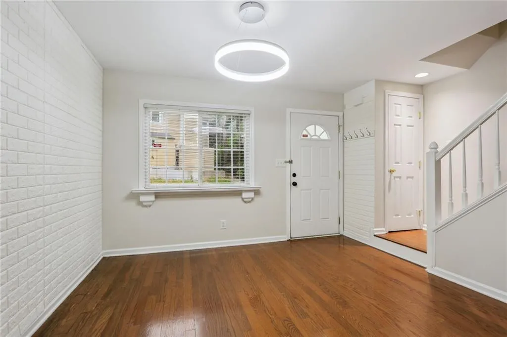 517 Granite Ridge Place, Sandy Springs, Georgia 30350, 2 Bedrooms Bedrooms, ,1 BathroomBathrooms,Residential,Sold,517 Granite Ridge Place,7257623