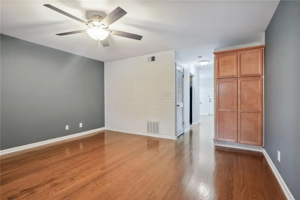 517 Granite Ridge Place, Sandy Springs, Georgia 30350, 2 Bedrooms Bedrooms, ,1 BathroomBathrooms,Residential,Sold,517 Granite Ridge Place,7257623