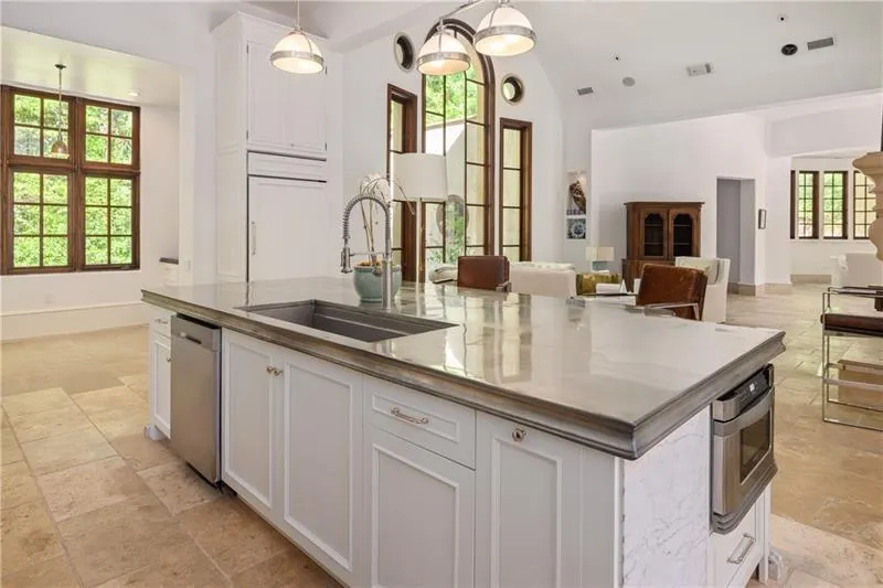 876 Crest Valley Drive Nw, Atlanta, Georgia 30327, 5 Bedrooms Bedrooms, ,5 BathroomsBathrooms,Residential,Sold,876 Crest Valley Drive Nw,6717364