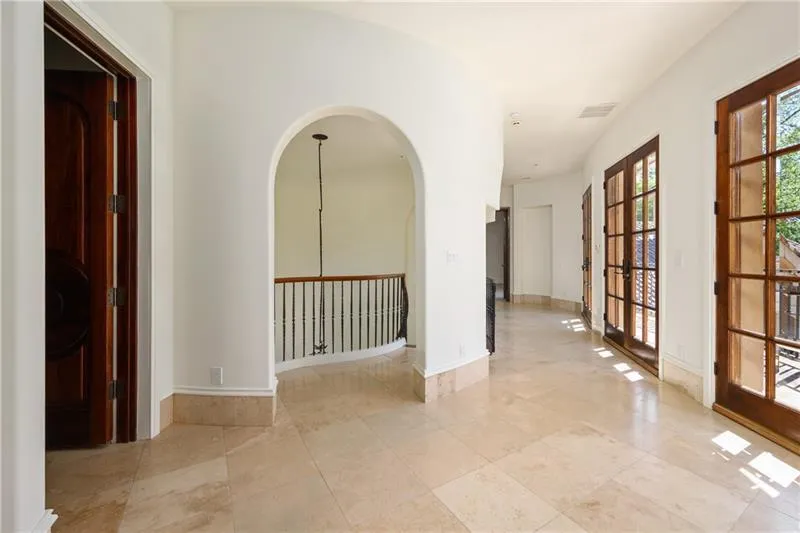 876 Crest Valley Drive Nw, Atlanta, Georgia 30327, 5 Bedrooms Bedrooms, ,5 BathroomsBathrooms,Residential,Sold,876 Crest Valley Drive Nw,6717364