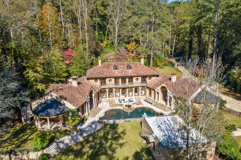 876 Crest Valley Drive Nw, Atlanta, Georgia 30327, 5 Bedrooms Bedrooms, ,5 BathroomsBathrooms,Residential,Sold,876 Crest Valley Drive Nw,6717364