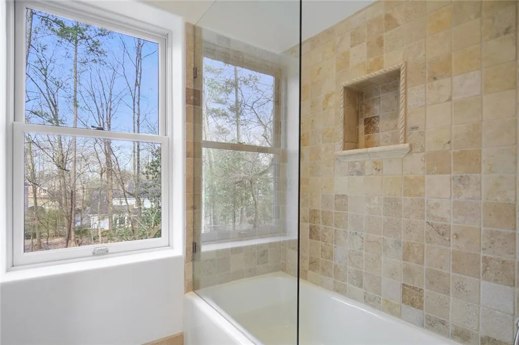 300 Hunters Trace Circle, Sandy Springs, Georgia 30328, 5 Bedrooms Bedrooms, ,5 BathroomsBathrooms,Residential,Sold,300 Hunters Trace Circle,6693705