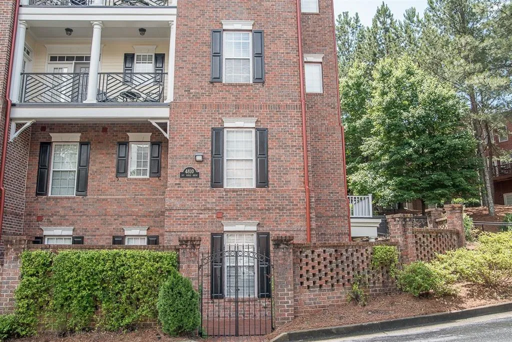 4810 Ivy Ridge Drive Unit 101, Atlanta, Georgia 30339, 2 Bedrooms Bedrooms, ,2 BathroomsBathrooms,Residential,Sold,4810 Ivy Ridge Drive Unit 101,6016667
