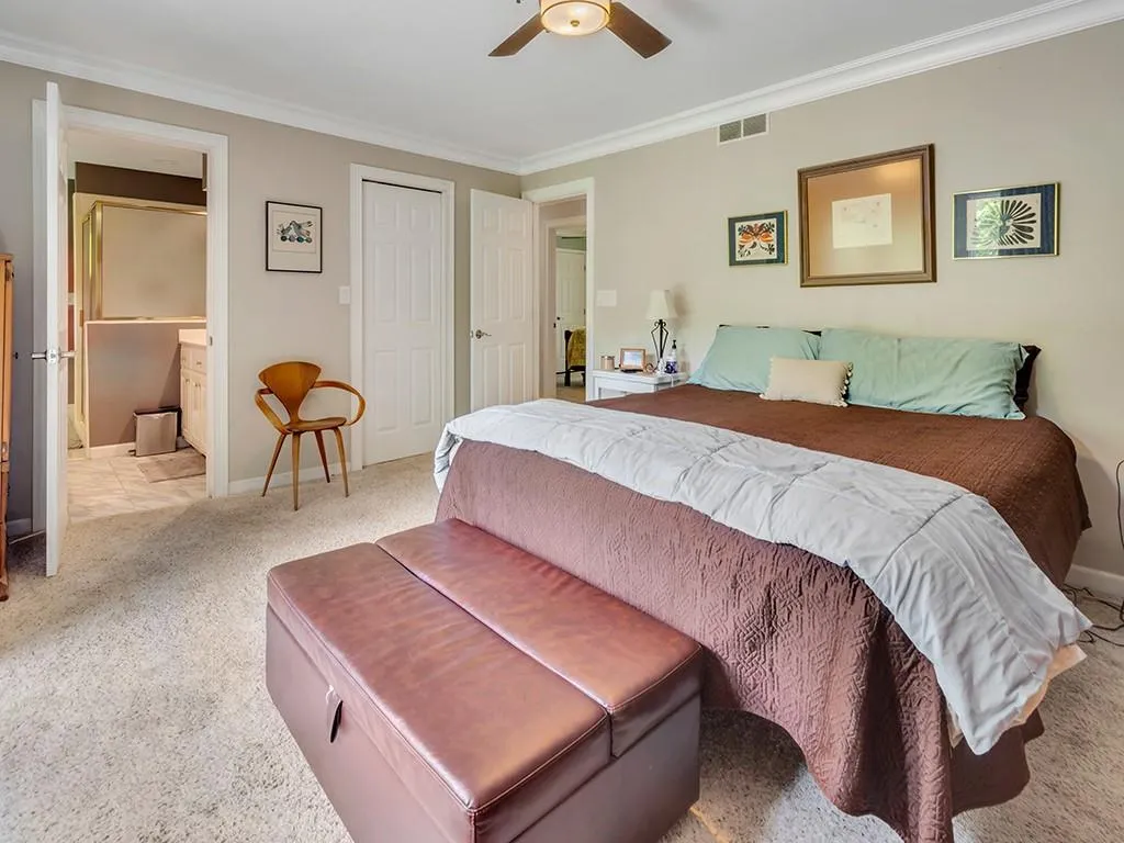 7770 Jett Ferry Road, Sandy Springs, Georgia 30350, 4 Bedrooms Bedrooms, ,3 BathroomsBathrooms,Residential,Sold,7770 Jett Ferry Road,6894356