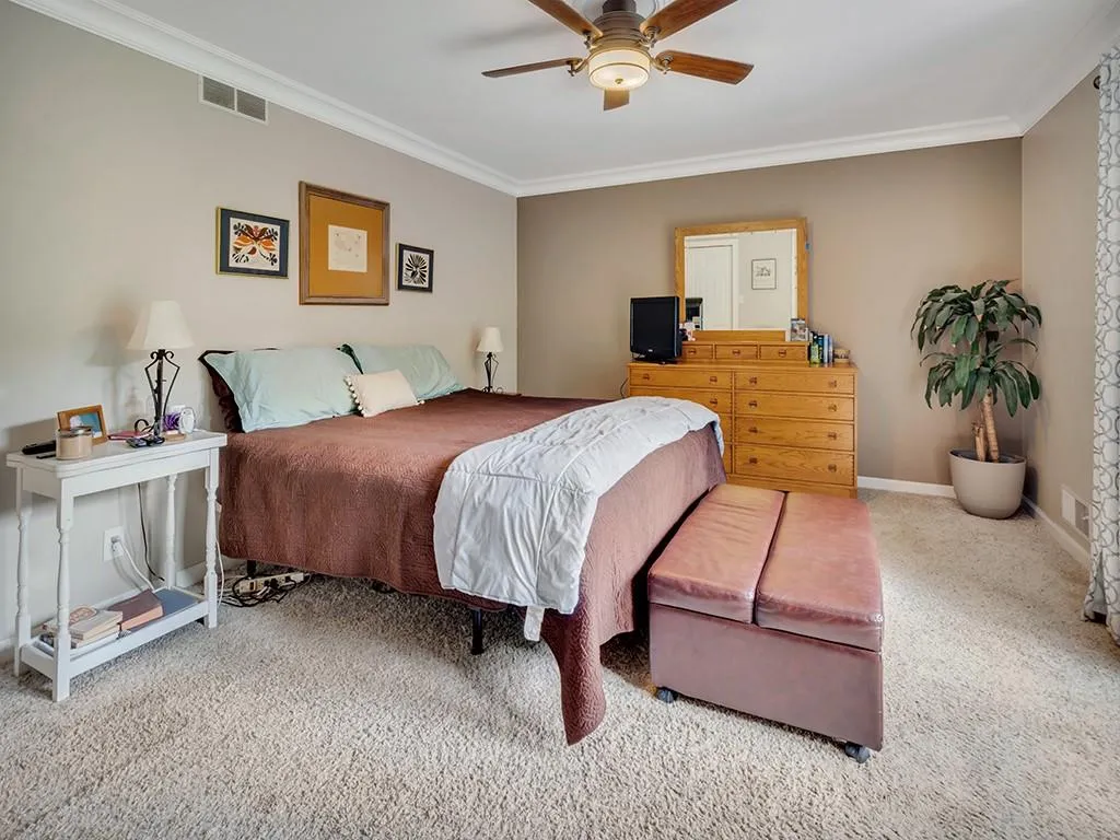 7770 Jett Ferry Road, Sandy Springs, Georgia 30350, 4 Bedrooms Bedrooms, ,3 BathroomsBathrooms,Residential,Sold,7770 Jett Ferry Road,6894356