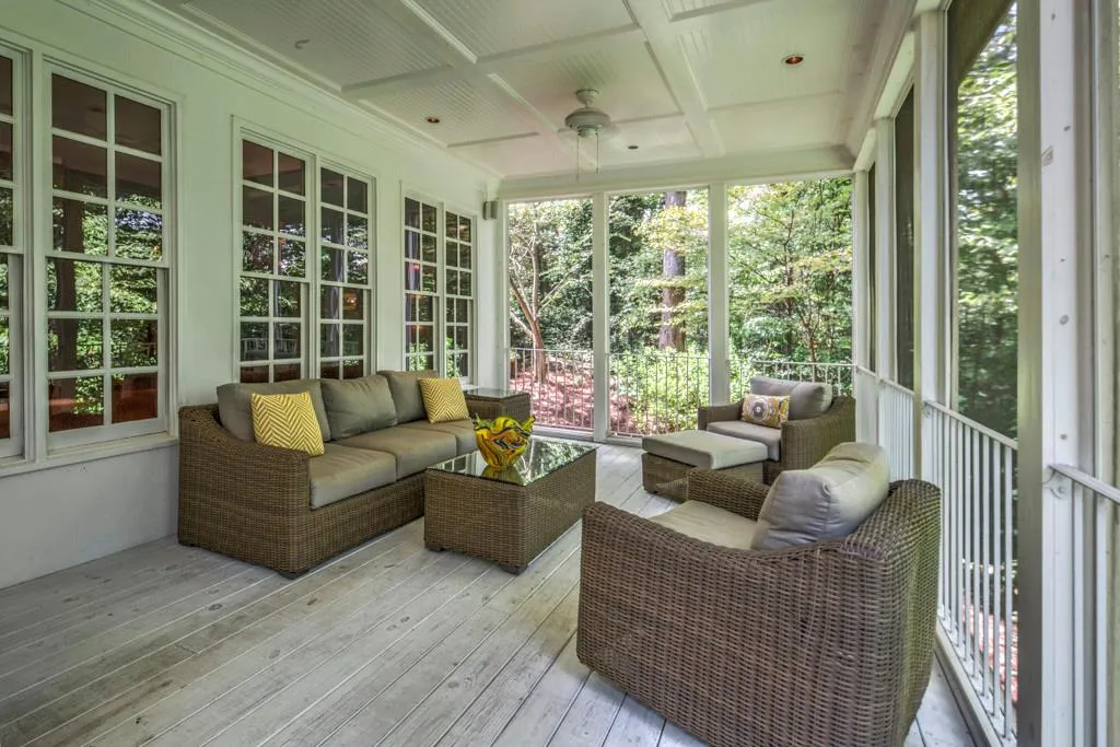 4960 Powers Ferry Road, Atlanta, Georgia 30327, 4 Bedrooms Bedrooms, ,4 BathroomsBathrooms,Residential,Sold,4960 Powers Ferry Road,5703136