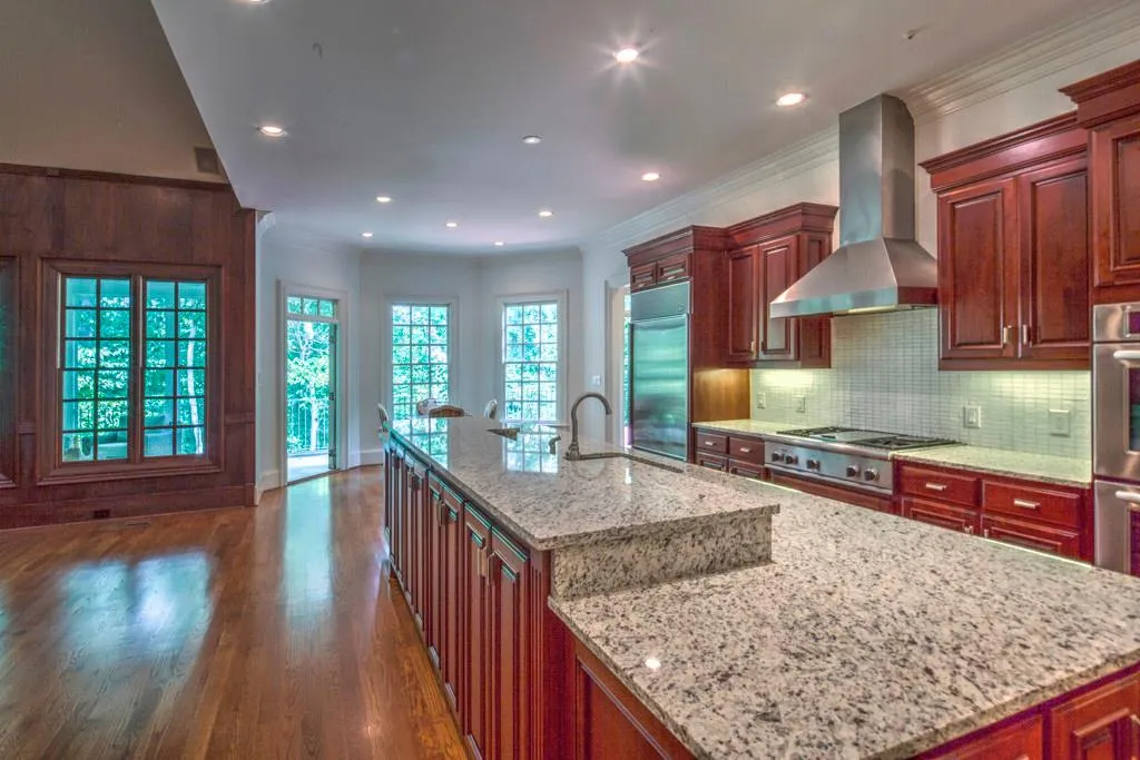 4960 Powers Ferry Road, Atlanta, Georgia 30327, 4 Bedrooms Bedrooms, ,4 BathroomsBathrooms,Residential,Sold,4960 Powers Ferry Road,5703136