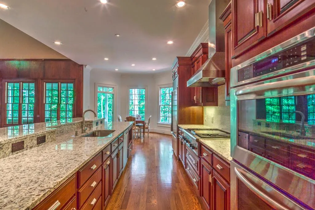 4960 Powers Ferry Road, Atlanta, Georgia 30327, 4 Bedrooms Bedrooms, ,4 BathroomsBathrooms,Residential,Sold,4960 Powers Ferry Road,5703136