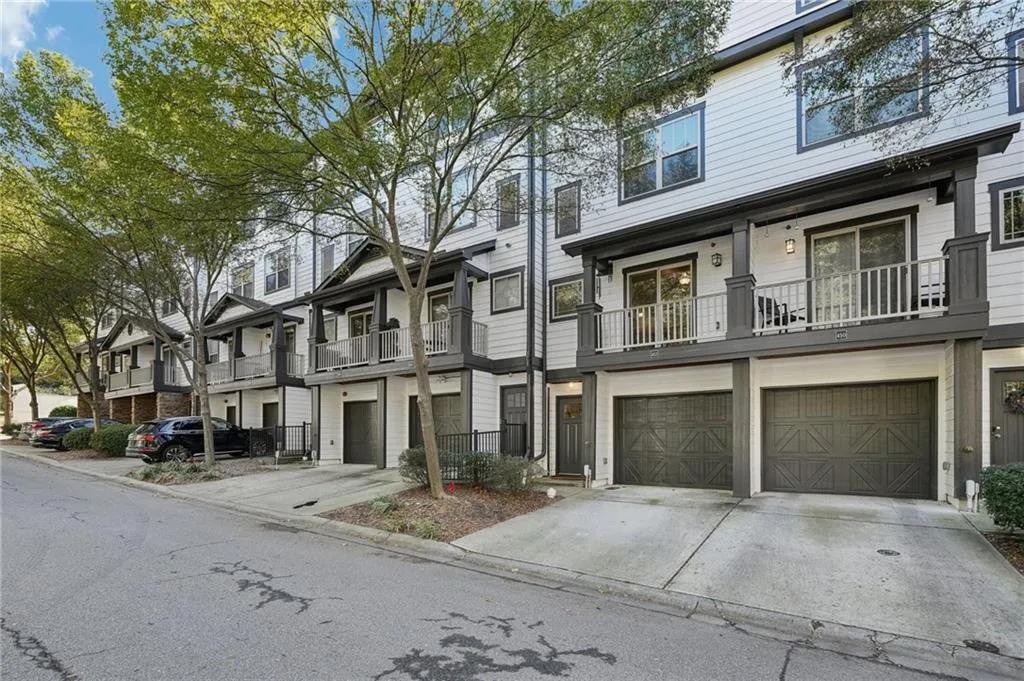 215 Semel Drive Nw Unit 452, Atlanta, Georgia 30309, 2 Bedrooms Bedrooms, ,2 BathroomsBathrooms,Residential,For Sale,215 Semel Drive Nw Unit 452,7671731
