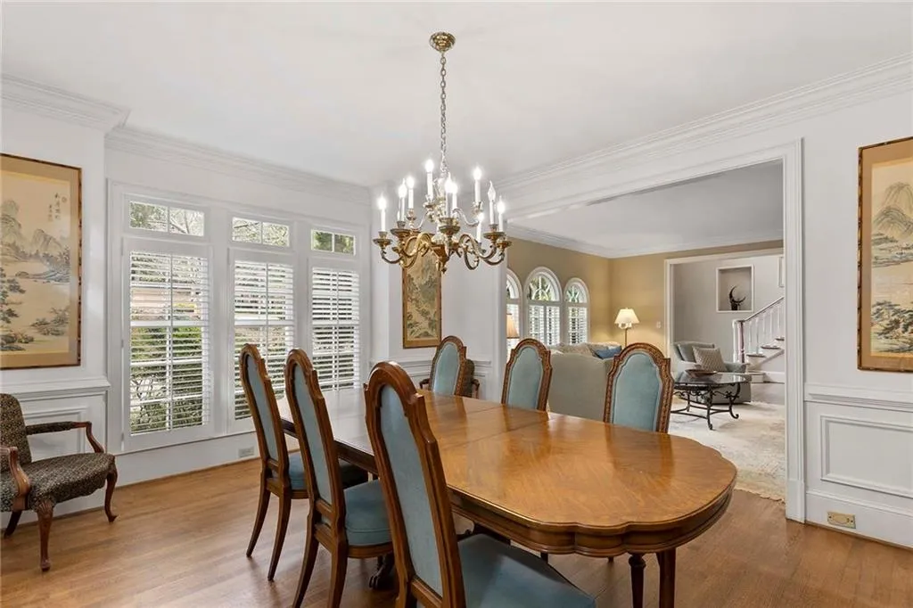 7845 N Spalding Lake Drive, Sandy Springs, Georgia 30350, 6 Bedrooms Bedrooms, ,4 BathroomsBathrooms,Residential,Sold,7845 N Spalding Lake Drive,6956028