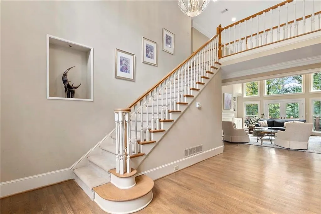 7845 N Spalding Lake Drive, Sandy Springs, Georgia 30350, 6 Bedrooms Bedrooms, ,4 BathroomsBathrooms,Residential,Sold,7845 N Spalding Lake Drive,6956028