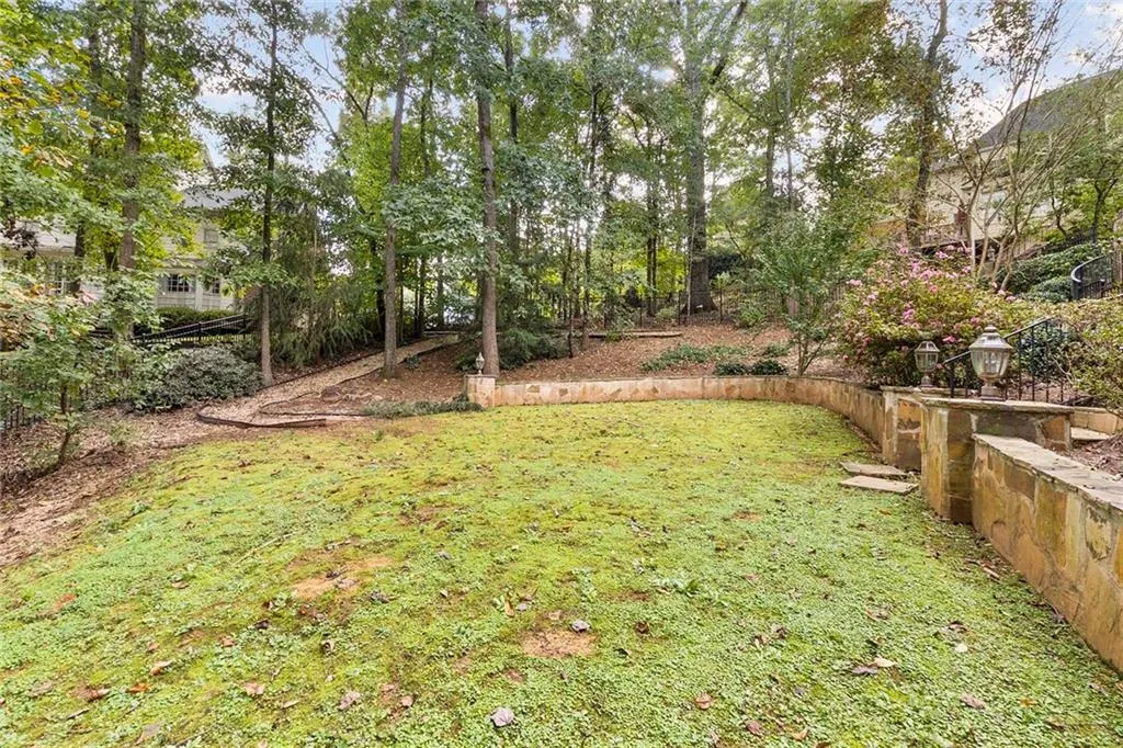 7845 N Spalding Lake Drive, Sandy Springs, Georgia 30350, 6 Bedrooms Bedrooms, ,4 BathroomsBathrooms,Residential,Sold,7845 N Spalding Lake Drive,6956028