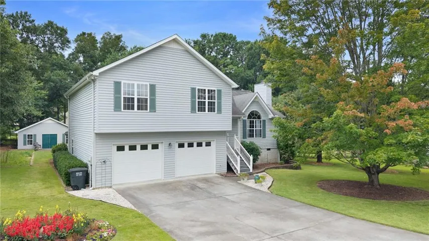154 Honeysuckle Drive Se, Calhoun, Georgia 30701