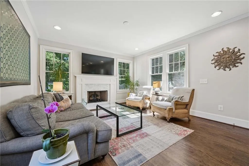 521 Collier Road Nw, Atlanta, Georgia 30318, 4 Bedrooms Bedrooms, ,3 BathroomsBathrooms,Residential,For Sale,521 Collier Road Nw,7631228