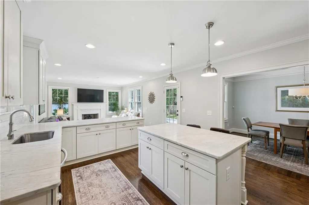 521 Collier Road Nw, Atlanta, Georgia 30318, 4 Bedrooms Bedrooms, ,3 BathroomsBathrooms,Residential,For Sale,521 Collier Road Nw,7631228