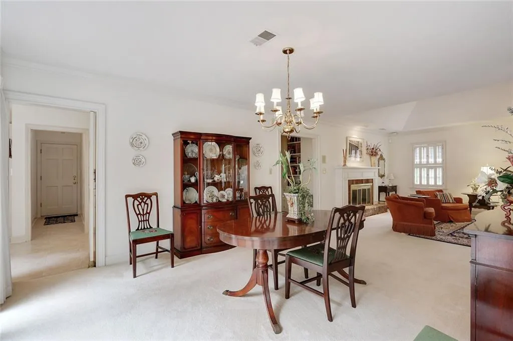 475 Greenlaurel Drive, Sandy Springs, Georgia 30342, 3 Bedrooms Bedrooms, ,3 BathroomsBathrooms,Residential,Sold,475 Greenlaurel Drive,5740709