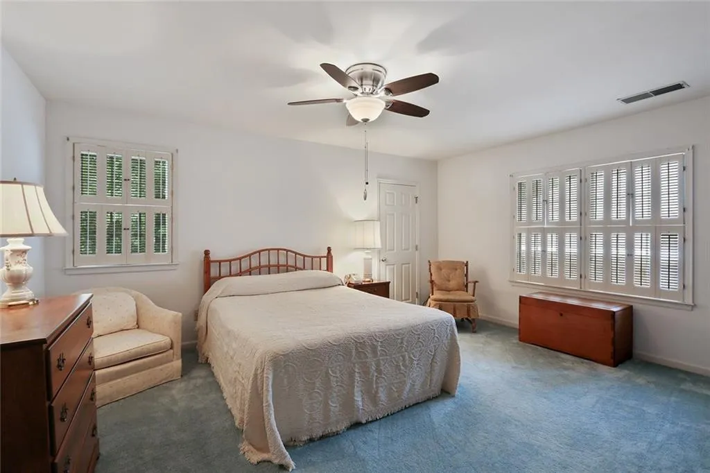 475 Greenlaurel Drive, Sandy Springs, Georgia 30342, 3 Bedrooms Bedrooms, ,3 BathroomsBathrooms,Residential,Sold,475 Greenlaurel Drive,5740709