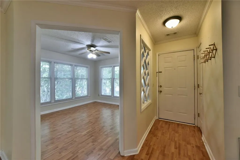 710 Abingdon Way, Atlanta, Georgia 30328, 1 Bedroom Bedrooms, ,1 BathroomBathrooms,Residential,Sold,710 Abingdon Way,5693270