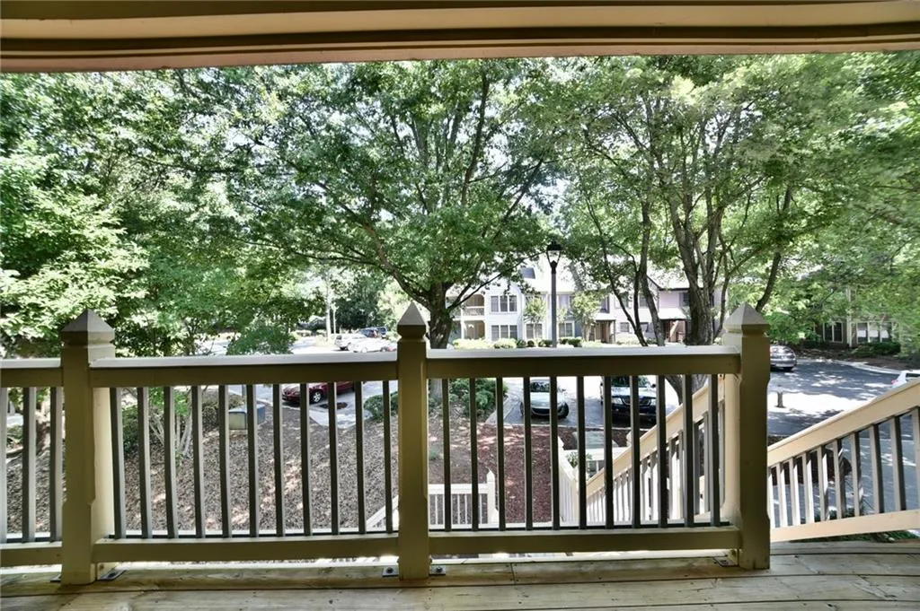 710 Abingdon Way, Atlanta, Georgia 30328, 1 Bedroom Bedrooms, ,1 BathroomBathrooms,Residential,Sold,710 Abingdon Way,5693270