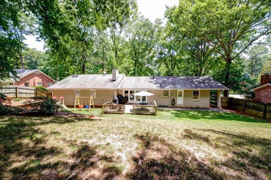 5790 Brookgreen Road, Sandy Springs, Georgia 30328, 3 Bedrooms Bedrooms, ,2 BathroomsBathrooms,Residential,Sold,5790 Brookgreen Road,5720490