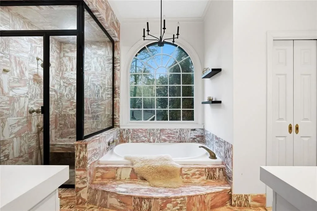 2525 Spalding Drive, Atlanta, Georgia 30350, 6 Bedrooms Bedrooms, ,4 BathroomsBathrooms,Residential,For Sale,2525 Spalding Drive,7698068