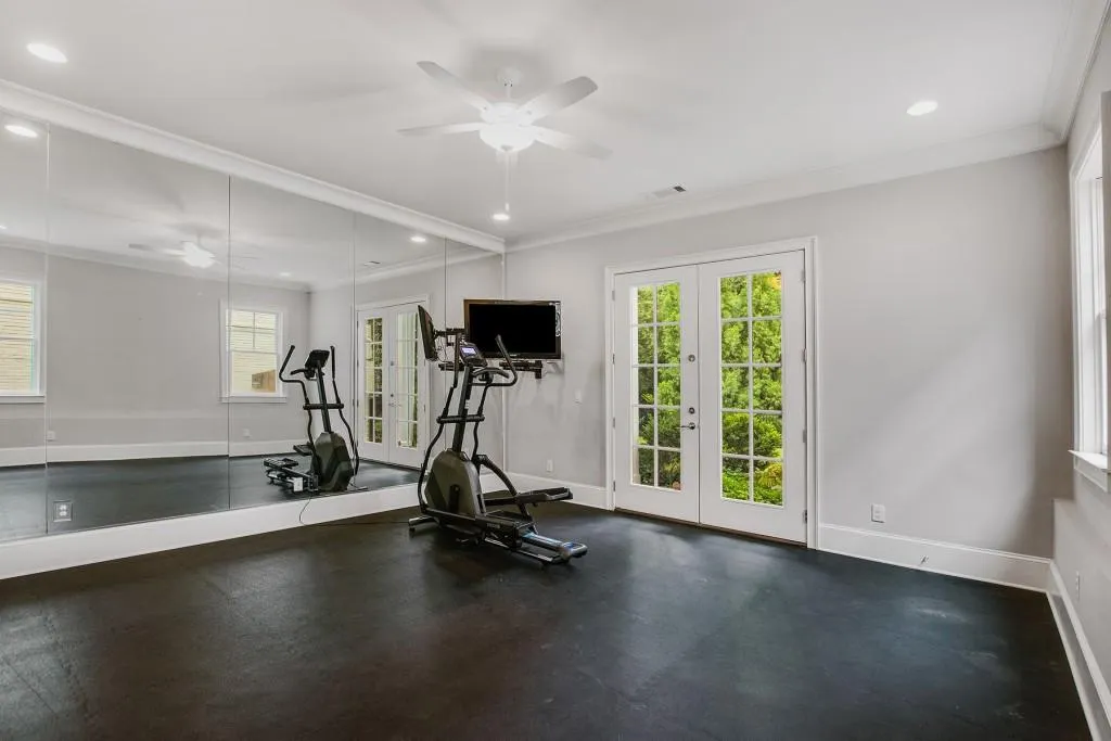 4724 E Conway Drive Nw, Atlanta, Georgia 30327, 7 Bedrooms Bedrooms, ,6 BathroomsBathrooms,Residential,Sold,4724 E Conway Drive Nw,7088355