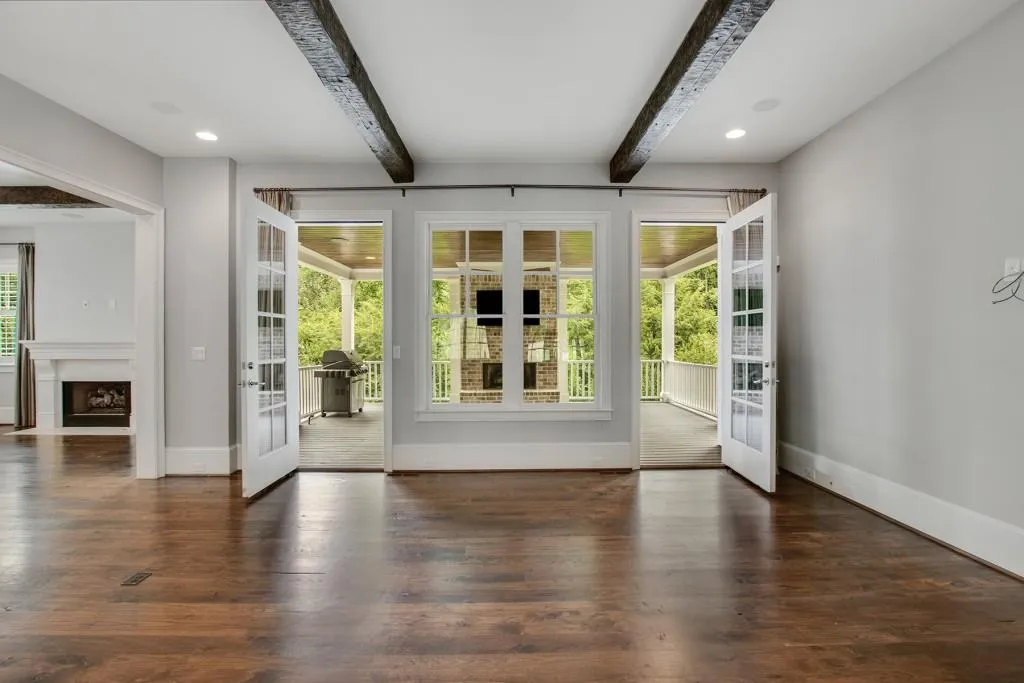 4724 E Conway Drive Nw, Atlanta, Georgia 30327, 7 Bedrooms Bedrooms, ,6 BathroomsBathrooms,Residential,Sold,4724 E Conway Drive Nw,7088355