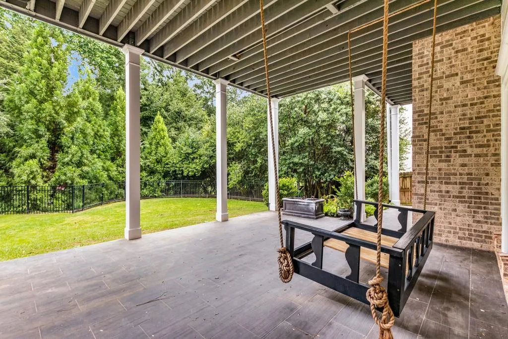 4724 E Conway Drive Nw, Atlanta, Georgia 30327, 7 Bedrooms Bedrooms, ,6 BathroomsBathrooms,Residential,Sold,4724 E Conway Drive Nw,7088355
