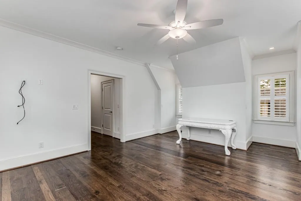 4724 E Conway Drive Nw, Atlanta, Georgia 30327, 7 Bedrooms Bedrooms, ,6 BathroomsBathrooms,Residential,Sold,4724 E Conway Drive Nw,7088355