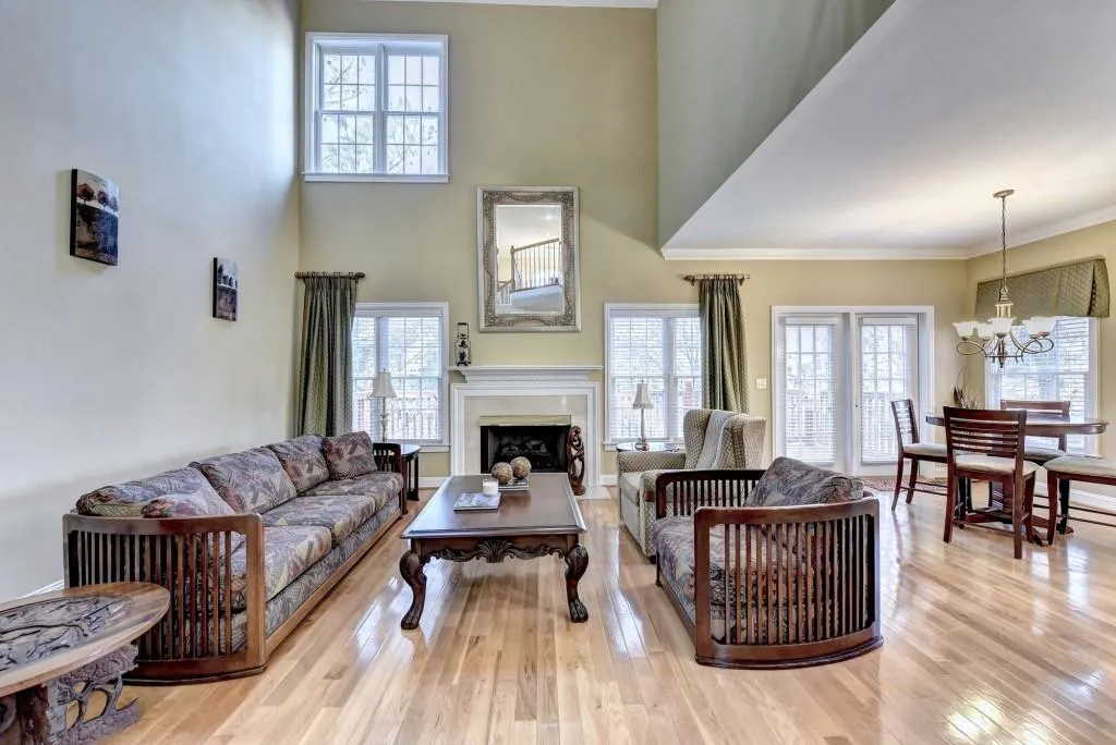 414 Brookview Circle, Sandy Springs, Georgia 30339, 3 Bedrooms Bedrooms, ,2 BathroomsBathrooms,Residential,Sold,414 Brookview Circle,6817201