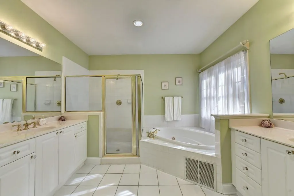 414 Brookview Circle, Sandy Springs, Georgia 30339, 3 Bedrooms Bedrooms, ,2 BathroomsBathrooms,Residential,Sold,414 Brookview Circle,6817201