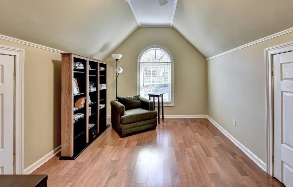 414 Brookview Circle, Sandy Springs, Georgia 30339, 3 Bedrooms Bedrooms, ,2 BathroomsBathrooms,Residential,Sold,414 Brookview Circle,6817201