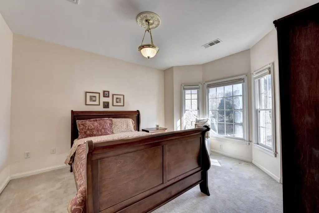 414 Brookview Circle, Sandy Springs, Georgia 30339, 3 Bedrooms Bedrooms, ,2 BathroomsBathrooms,Residential,Sold,414 Brookview Circle,6817201