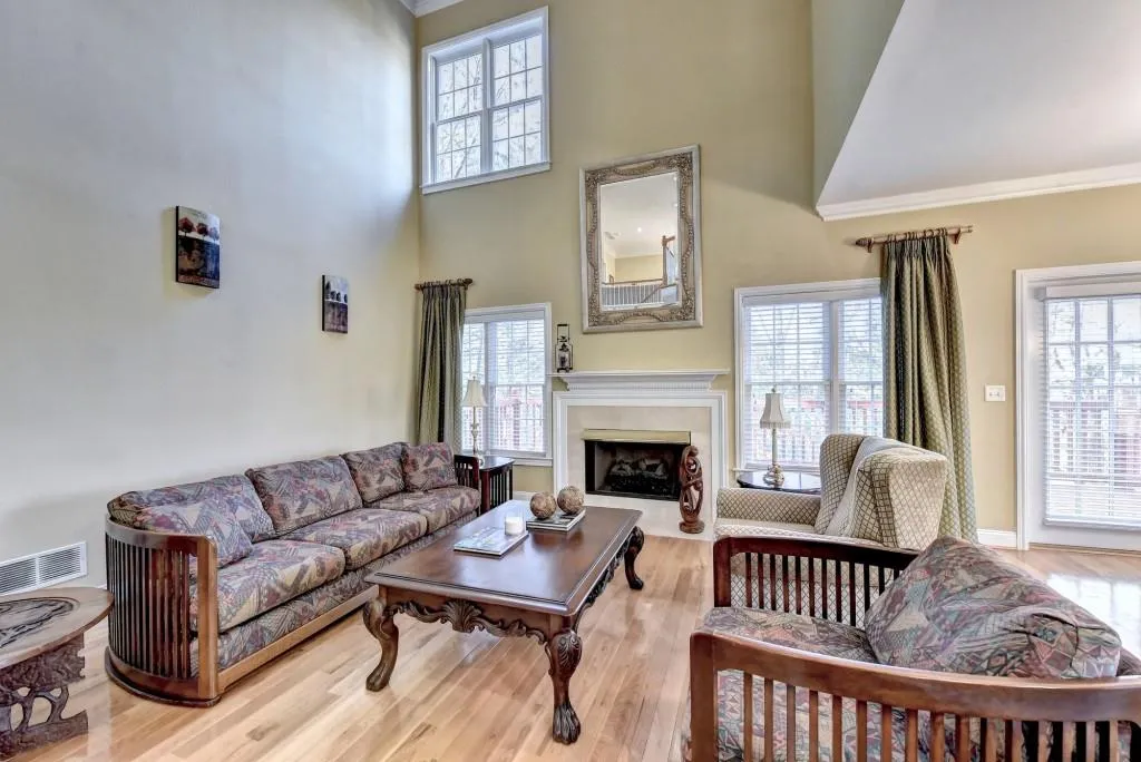 414 Brookview Circle, Sandy Springs, Georgia 30339, 3 Bedrooms Bedrooms, ,2 BathroomsBathrooms,Residential,Sold,414 Brookview Circle,6817201